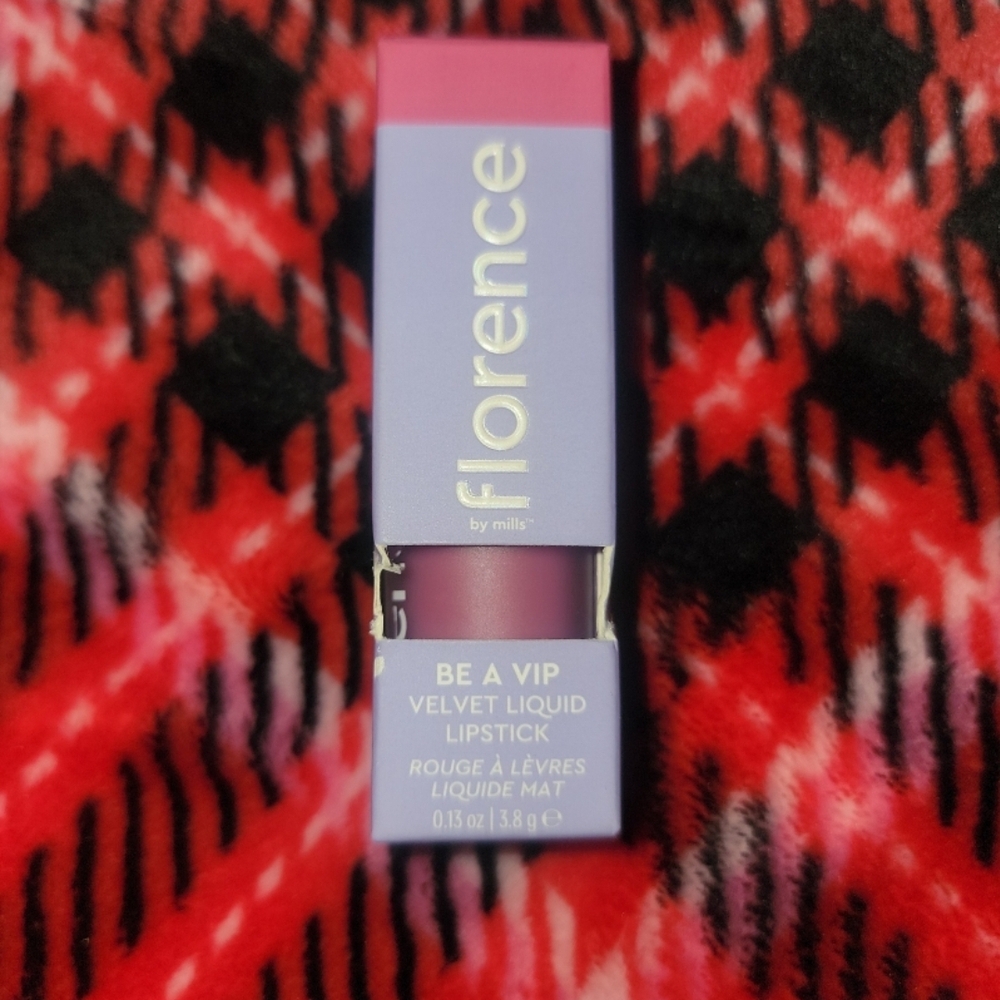 Florence by Mills Bobbie Brown Velvet Liquid Lipstick - Bold Purple/Pink